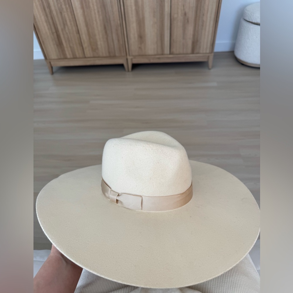 Lack of color hat size s 55cm